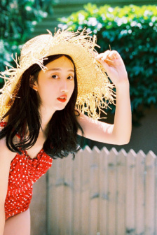 日系精华水PK欧美精华水